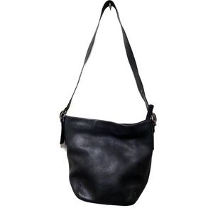 VINTAGE COACH Classic Black Leather Shoulder Bag Collectible Designer Purse
